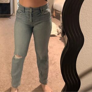 Old Navy Women's Light Blue Straight Leg Jeans